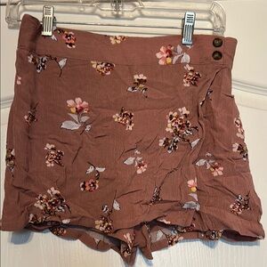 Floral Women's Shorts in Brown